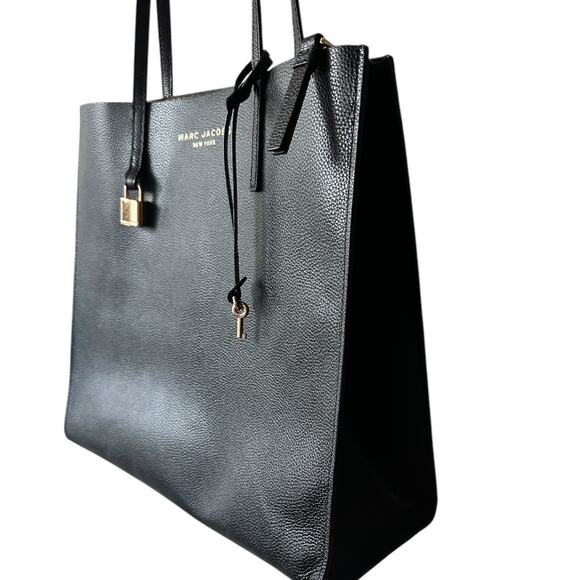 Marc Jacobs The Grind Tote Bag In Black - Picture 3 of 10